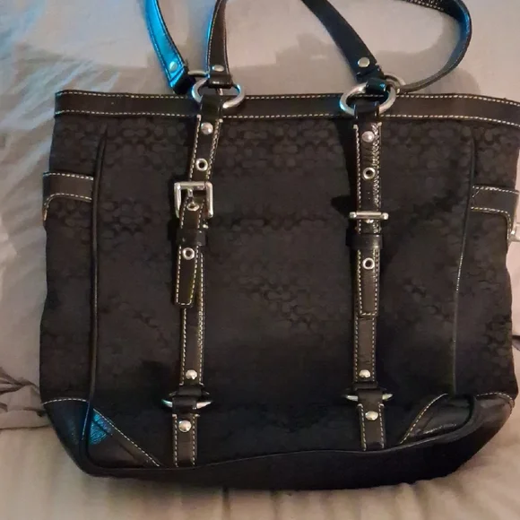 Coach Black Signature Tote Bag - Picture 3 of 8